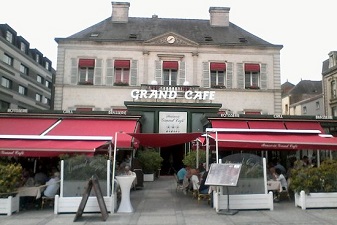 la facade grand cafe
